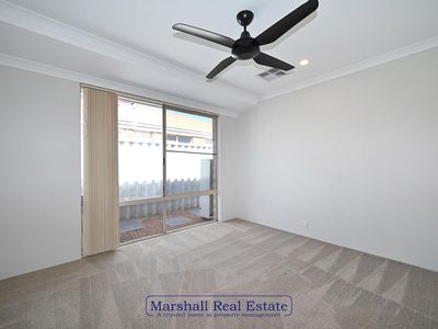 92 Balladong Loop, Carramar