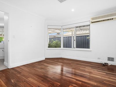 15 Ten Seldam Circle, Winthrop