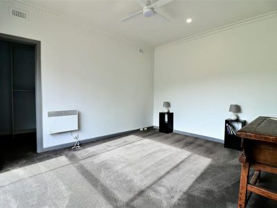 20 East West Hall Lane, Seymour