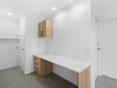 2 / 8 Rawle Street, Camira