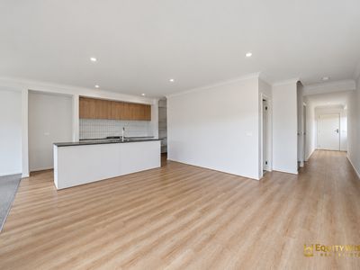 119 Anniversary Avenue, Wyndham Vale