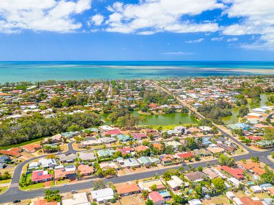 9 Lester Crescent, Torquay