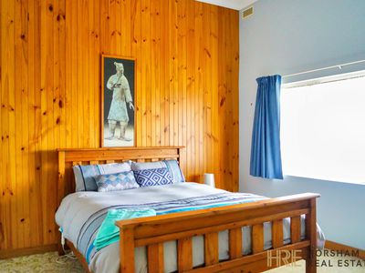 3 Searle Street, Horsham