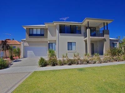 26 Weaponess Road, Scarborough