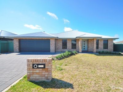 574 Wheelers Lane, Dubbo