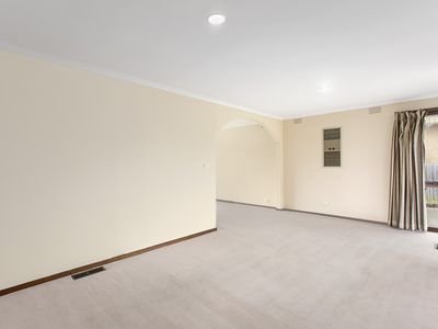 39 Tasman Drive, Bundoora