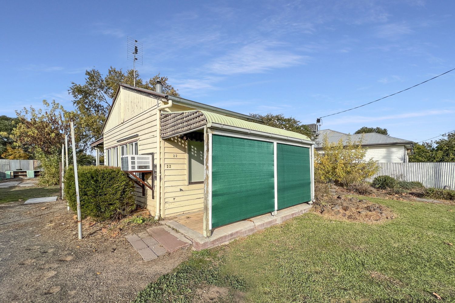 22  River Road , Horsham