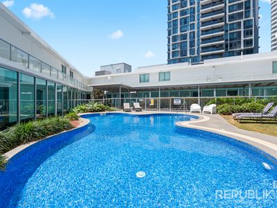 1203 / 1 Como Crescent, Southport