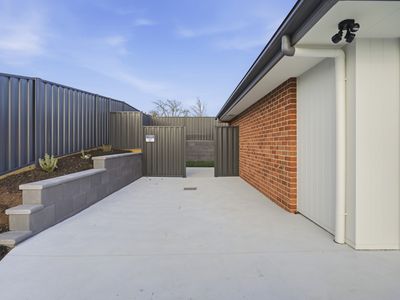 1 / 5 Thorne Avenue, Legana