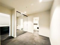 unit 203 / 140 Dudley Street, West Melbourne