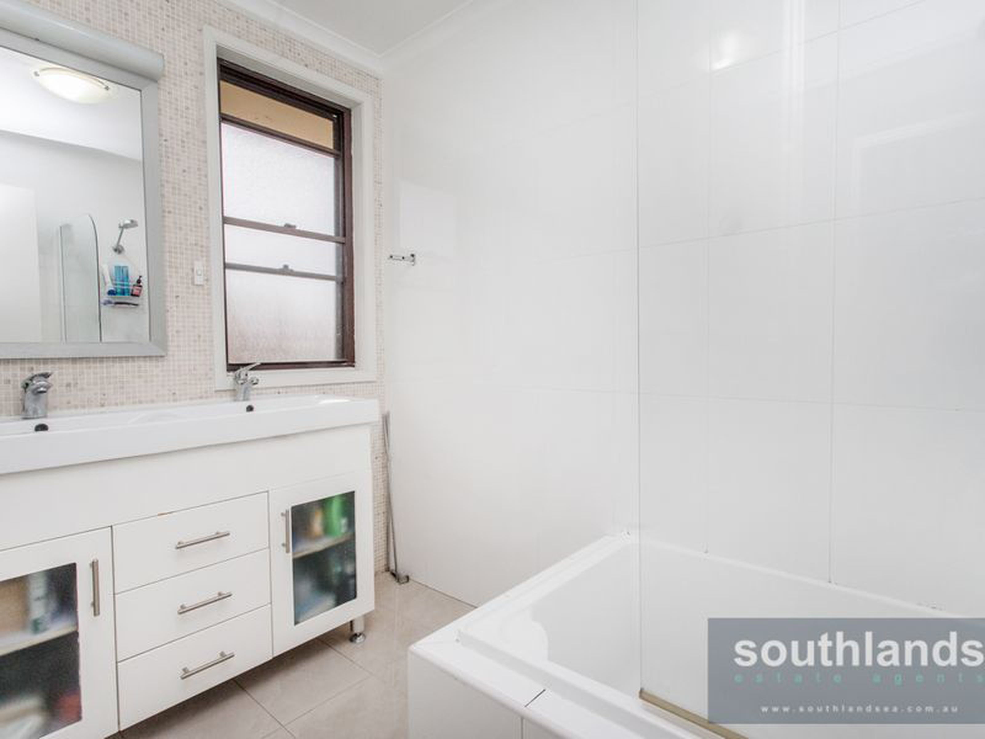 29 Primrose Circuit, CLAREMONT MEADOWS