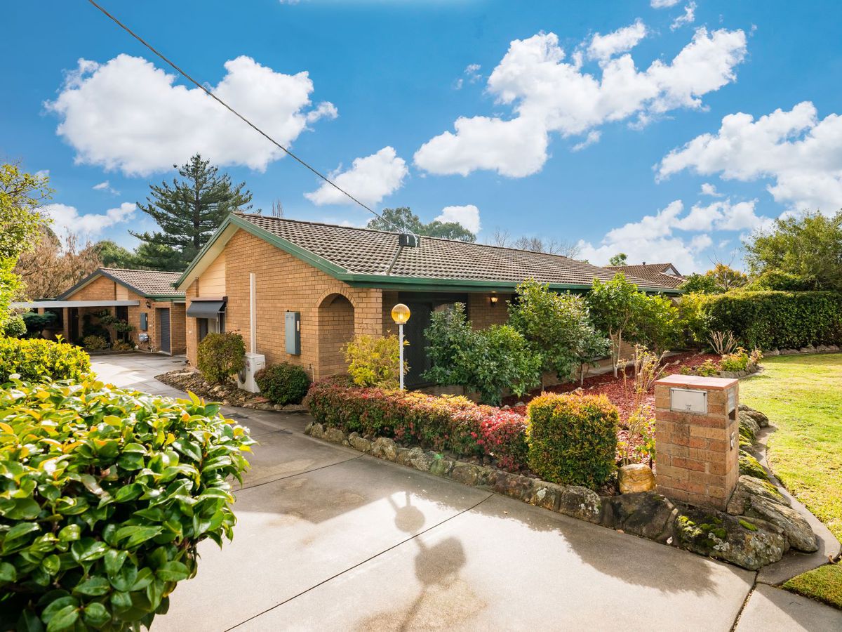 1 / 32 HUON CREEK ROAD, Wodonga sellbuyrent