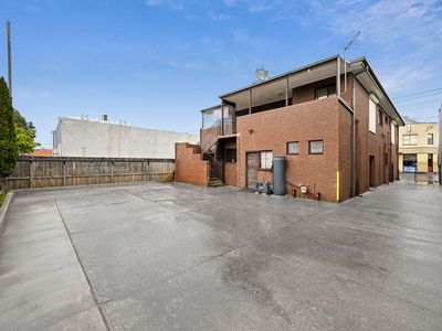 82 Pakington Street, Geelong West