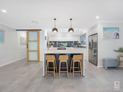 8 Peppercorn Avenue, Woongarrah