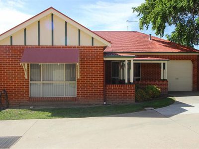 1 / 67 Rocket St, Bathurst