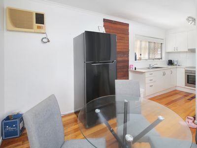 11 Nerang Broadbeach Road, Nerang