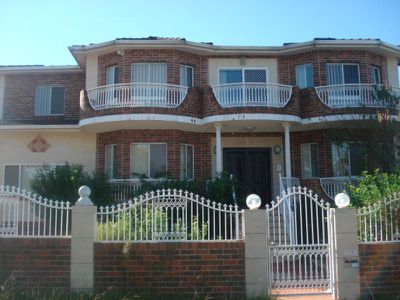 2A Bungalow Road, Roselands