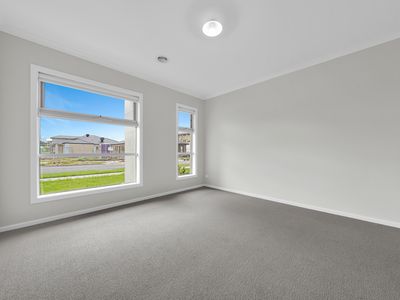 20 Birmingham Road, Cranbourne East