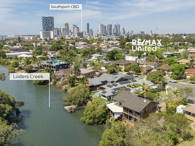 1 / 13 Royal Palm Court, Southport