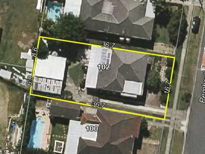 102 Pembroke Street, Carina