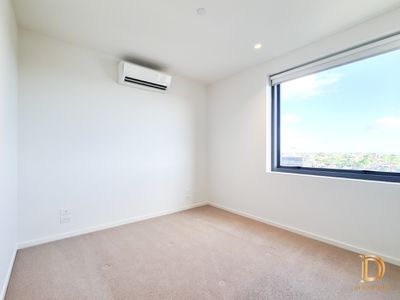 1002 / 8C Evergreen Mews, Armadale