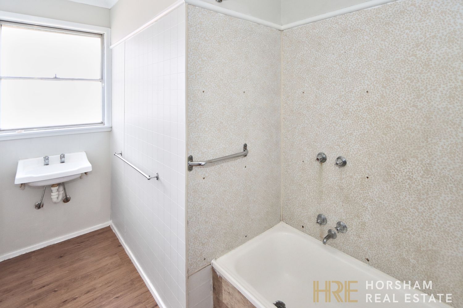 72 Albert Street, Horsham