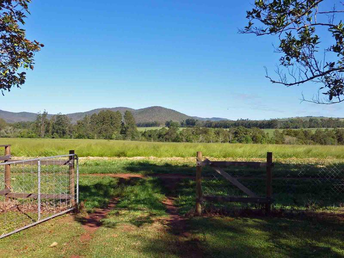 28 Canopus Circut, Atherton