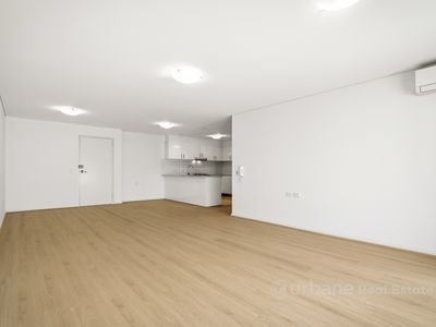 27 / 8 Marlborough Road, Homebush West