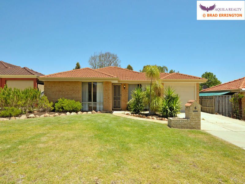 6 Squires Gardens, Stratton