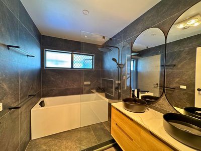 5 Holt Court, Moranbah