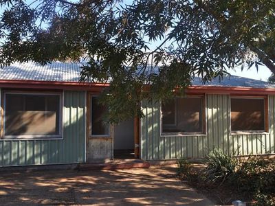 55 William Street, Forbes