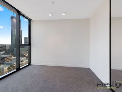 1610 / 33 Mackenzie Street, Melbourne