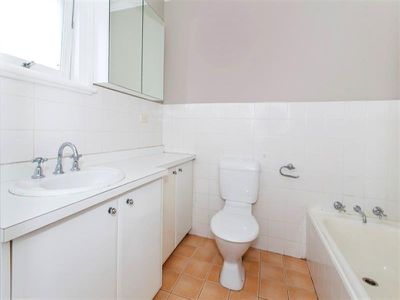 1 / 10 Marr St, Wollongong