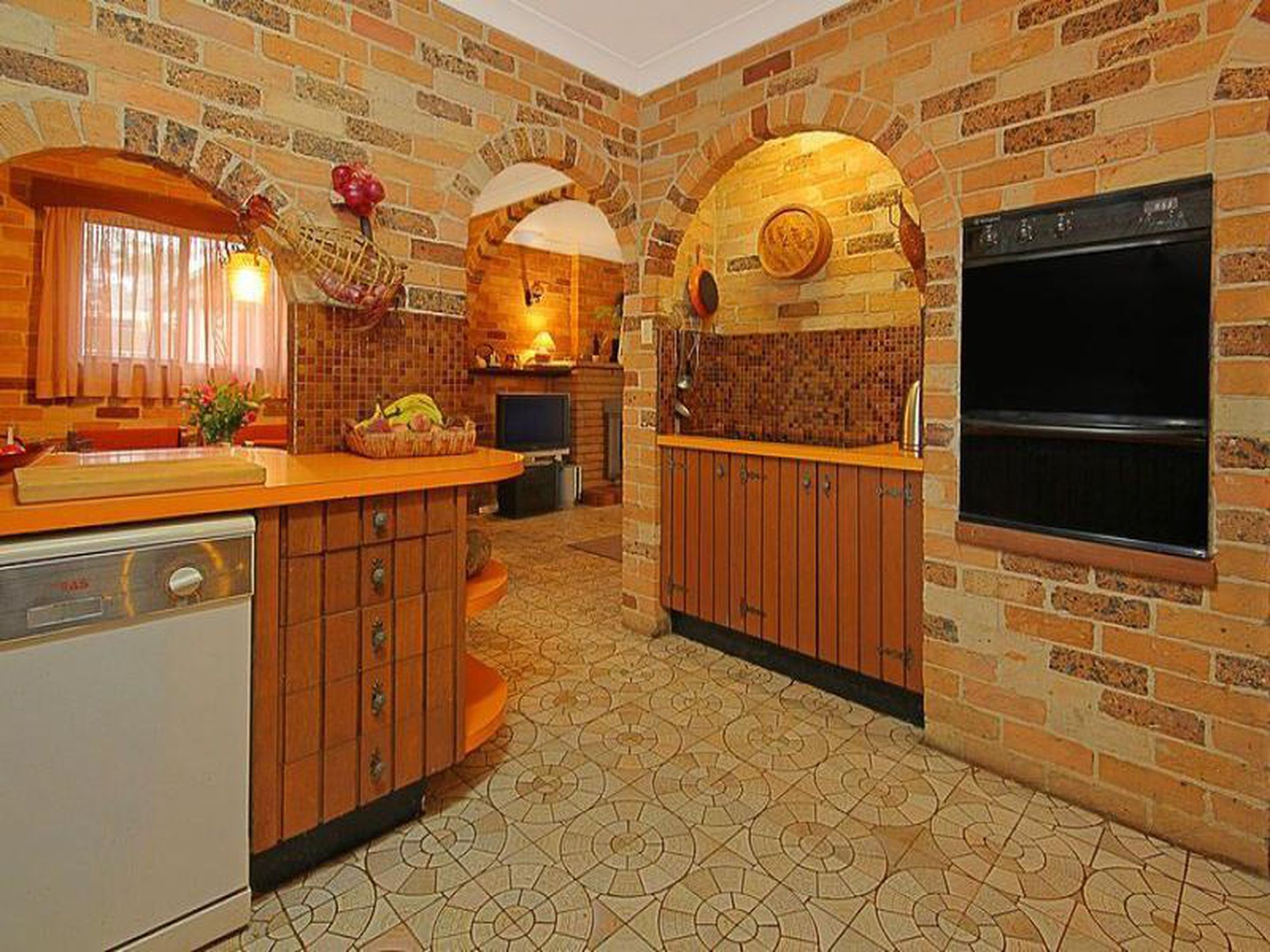 8 Manning Avenue, Narrawallee