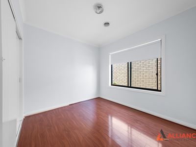 16 Juggal Close, Epping