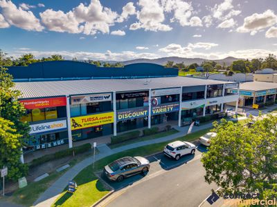 3 & 4 / 5 Cottonwood Place, Oxenford