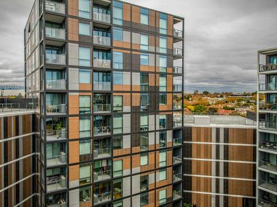 303 / 8C Evergreen Mews, Armadale
