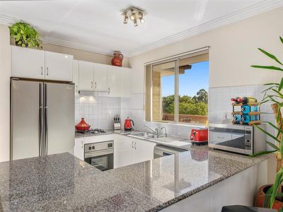 13 / 2 Conie Ave, Baulkham Hills