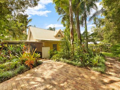 30 Lyndhurst Grove, Tewantin
