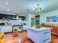 306 Millers Rd, Underwood