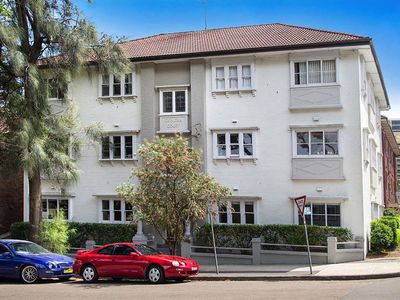 2 / 10 Allens Pde, Bondi Junction