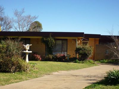 10 Mulga Court, Dubbo