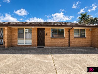 4 / 69 Donald Road, Karabar