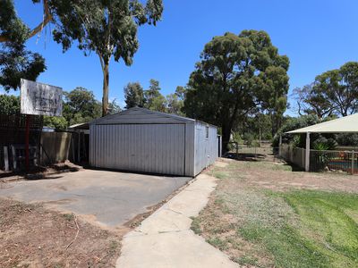 12 McInnes Street, Big Hill