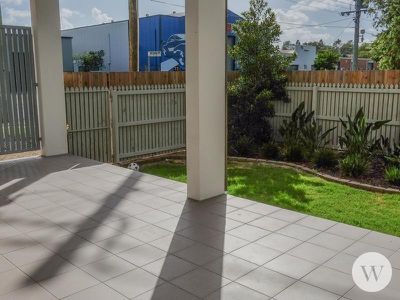 1 / 3 Besham Parade, Wynnum