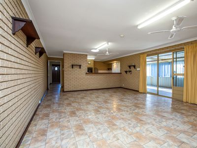 10 Edwards Place, Eaton