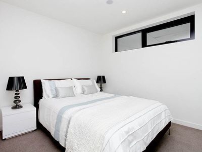 501 / 10 Clinch Avenue, Preston