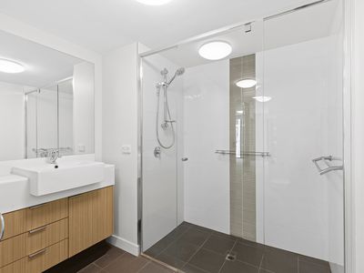 2307 / 27 Charlotte Street, Chermside