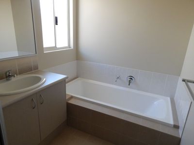 6 Kwont Lane, Byford