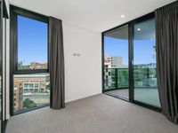 1012 / 9 Christie Street, South Brisbane